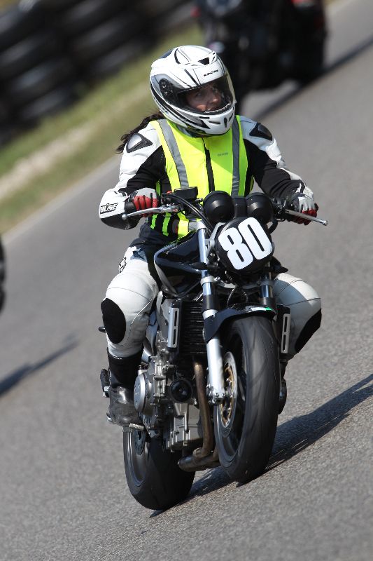 Archiv-2018/44 06.08.2018 Dunlop Moto Ride and Test Day  ADR/Strassenfahrer-Sportfahrer grün/80
